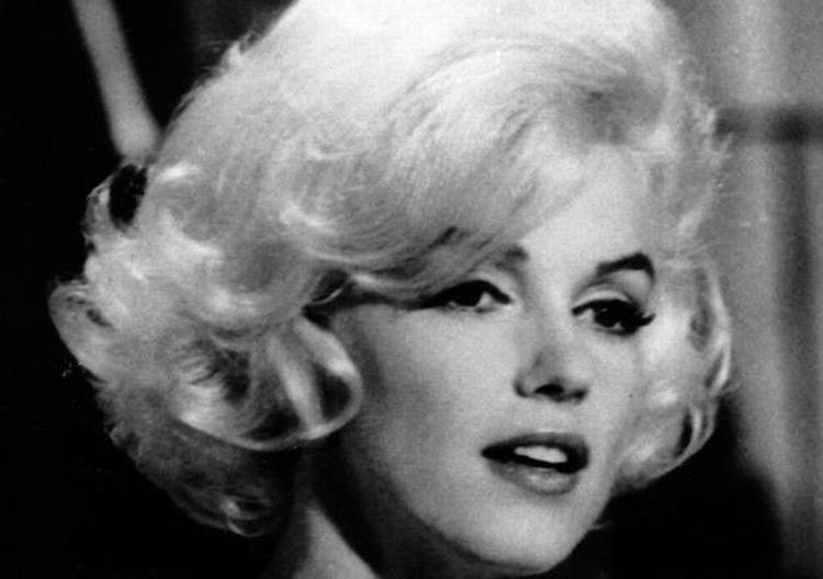 Et amatørklip med Marilyn Monroe har indbragt 30.000 pr. minut ved en auktion i Australien. 