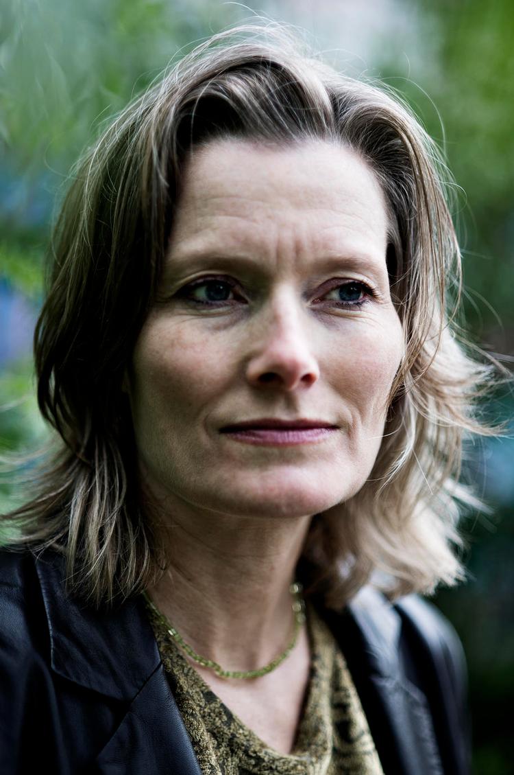 Jennifer Egan skrev 1.400 sider i hånden som første udkast til sin roman ’Manhattan Beach’. Den måde arbejder hun som regel på. 