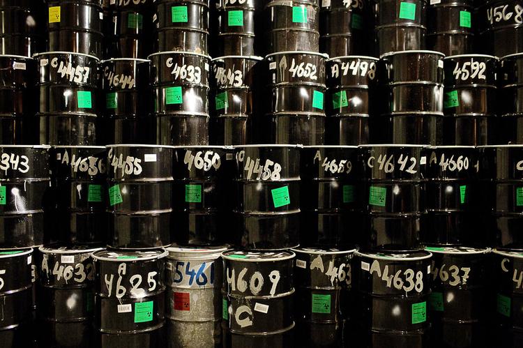 Affaldstønder. Tromler med forurenet materiale fra Risø, hvor det danske atomaffald for tiden opbevares. 