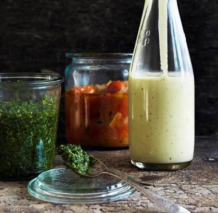 Smag. Fra venstre mod højre: 1. Pesto, 2. Tomatsauce og 3. Senepsvinaigrette Columbus Leth