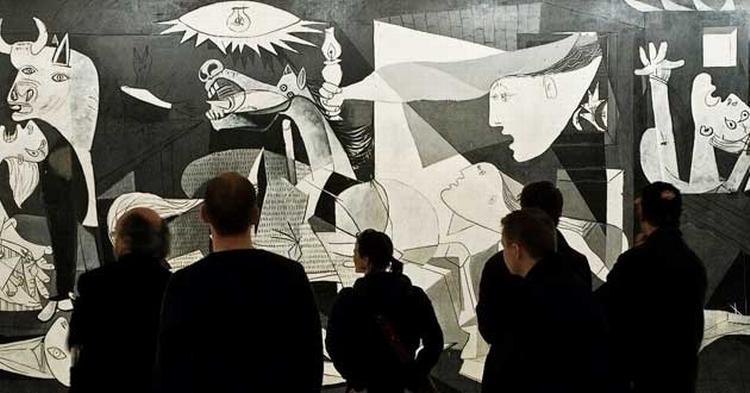 Maleri. Pablo Picasso gjorde den lille baskiske by Gernika i Nordspanien og bombardementet af den i 1937 verdensberømt med sit maleri ’Guernica’. Daniel Ochoa De Olza/Daniel Ochoa De Olza