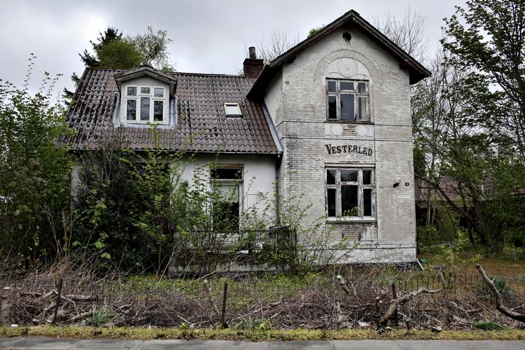 NEDRIVNING. Lolland Kommune mistede sidste år mere end 900 borgere og rev næsten 200 huse ned. Derfor skal Folketinget gøre mere for yderkommunerne, lyder det. GREGERS TYCHO (arkiv)/POLFOTO