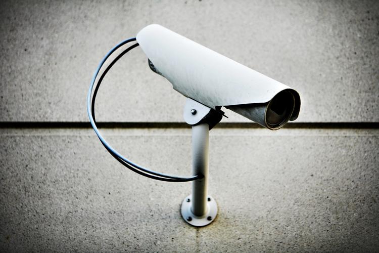 Hjemmeside sender direkte fra over 70.000 overvågningskameraer rundt i verden. 