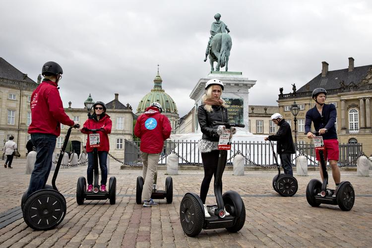 Turisme. En bedre indsats skal få flere turister til at vælge Danmark som ferieland. Ny vækstplan blev fremlagt i dag. JACOB EHRBAHN/POLFOTO