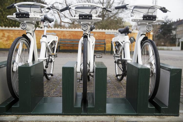 De elektriske bycykler i Københavns Kommune kan ånde lettet op, for intet tyder på, at udefrakommende hjernheste vil få lov at udfordre dem.   LASSE KOFOD (arkiv)/POLFOTO