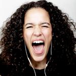 Anya har flere festivaljobs henover sommeren og skal selv høre Chicago-rappereb Noname på Roskilde Festival. 