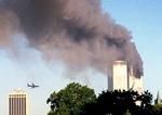 Tirsdag den 11. september 2001 flyver American Airlines Flight 11 direkte imod  World Trade Centers nordlige tårn. Kort efter rammes det sydlige tårn af en andet Boing-maskine, United Airlines Flight 175. 