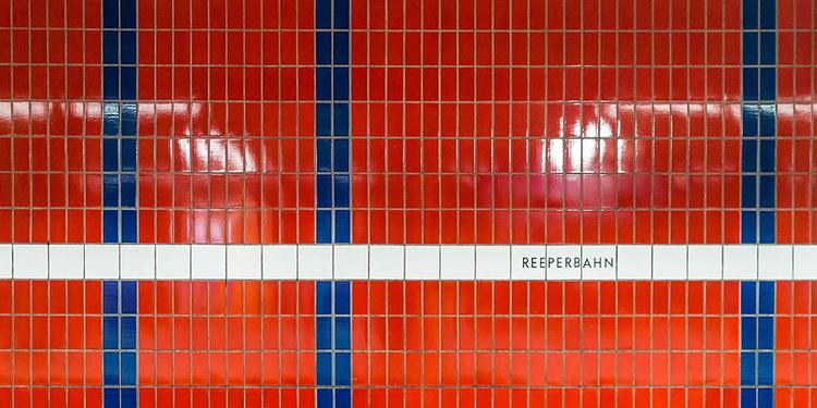 AFVEJE. Gå ned i sidegaderne til heftige små rockbarer, som er meget sjovere end den ifølge Politikens korrespondent i Berlin, Erik Jensen, gyselige turistgade Reeperbahn. Frank Lindecke / Flickr CC/Frank Lindecke / Flickr CC