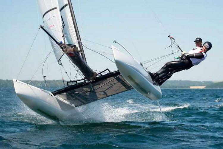 VM-SØLV. Lørdag sikrede Allan Nørregaard (OL-bronzevinder i 2012) og Anette Viborg sig kvalifikationen til OL og søndag blev de VM-sølvvindere i Nacra17. Flemming Pedersen/DS (arkiv)