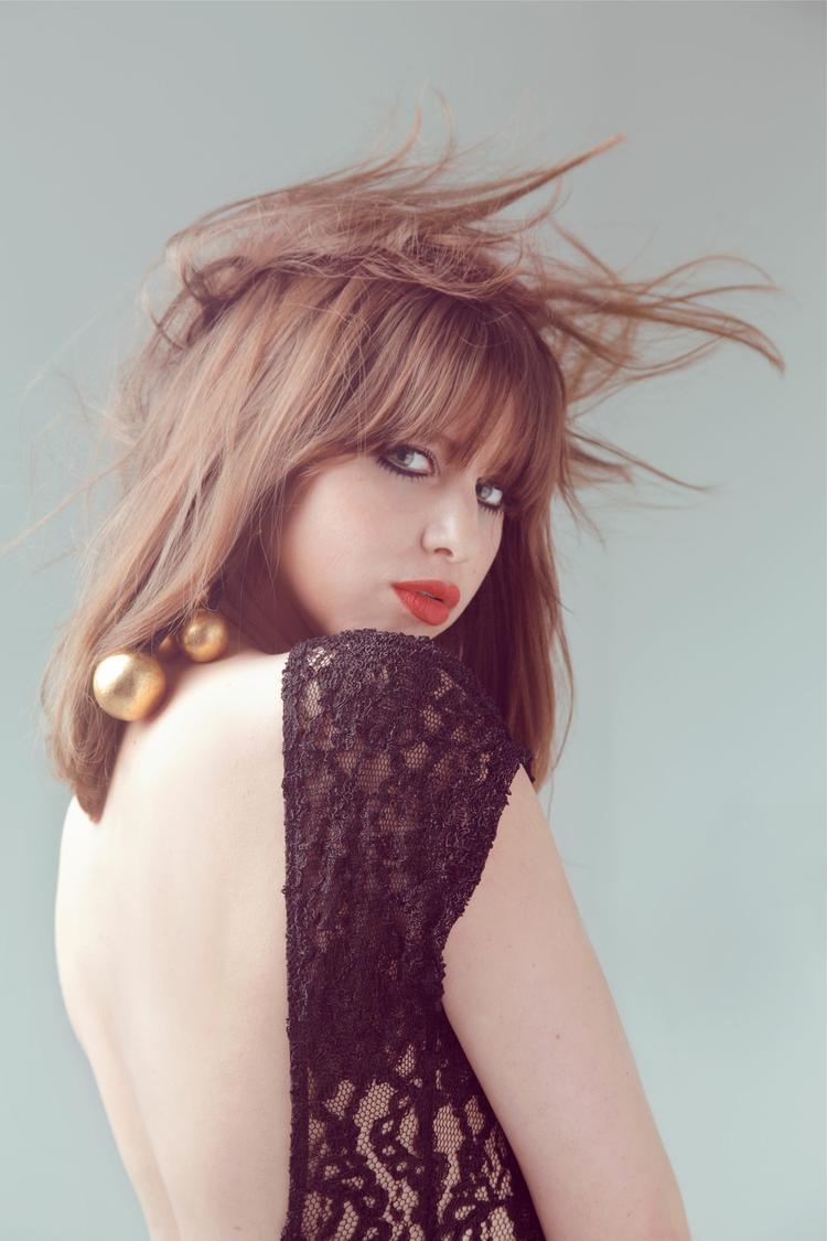 AKTUEL. Fallulah har netop udgivet sit tredje album, 'Perfect Tense'. Tirsdag spiller hun ved Kvinfos 8. marts-fest i Vega. Pr-foto 