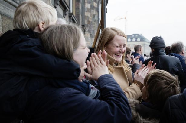 Mindehøjtidelighed for Anker Jørgensen på Christiansborg Slotsplads