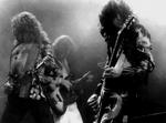 Robert Plant og Jimmy Page på scenen i 1976. POP/Topfoto