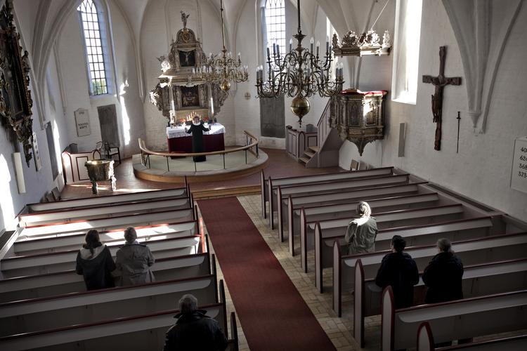 KIRKE Gudstjenesten er ikke nødvendigvis det, som trækker fulde huse. (arkivfoto) Foto:  JACOB EHRBAHN/POLFOTO