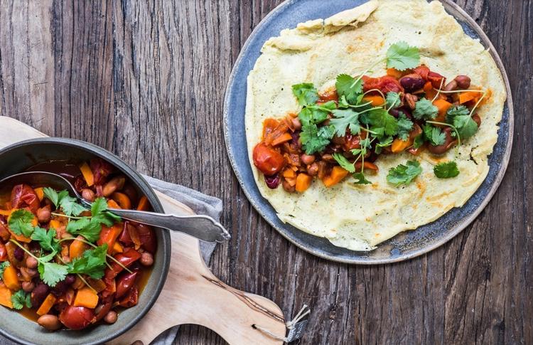 Disse æggewraps kan sagtens opbevares på køl i op til et par dage, så lav gerne en stor portion og kom fyld i, efterhånden som de skal spises. Foto: Ditte Ingemann