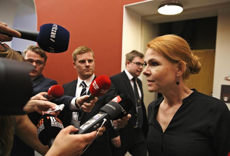 Statsborgerskab. Johanne Schmidt-Nielsen (EL) vil gerne have svar på, om integrationsminister Inger Støjberg ser nogen grund til at tvivle på israelske fødselsattester. 