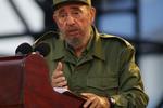 Fidel Castro var kendt for sine langstrakte taler til det cubanske folk, og de blev i tidens løb gjort til genstand for talrige vittigheder. Her i 2005 i hovedstaden Havana. (Foto: AP) 