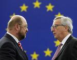 Venner. Socialdemokraten Martin Schulz (t.v.) og den konservative Jean-Claude Juncker har kørt et parløb i toppen af henholdsvis Europaparlamentet og EU-kommissionen. Nu forsvinder Schulz. 