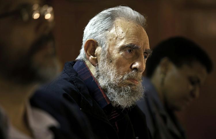 POPULÆR. Mange cubanere har i de seneste dage mindet deres populære leder. Nu forbydes hans navn i offentlige anledninger. 