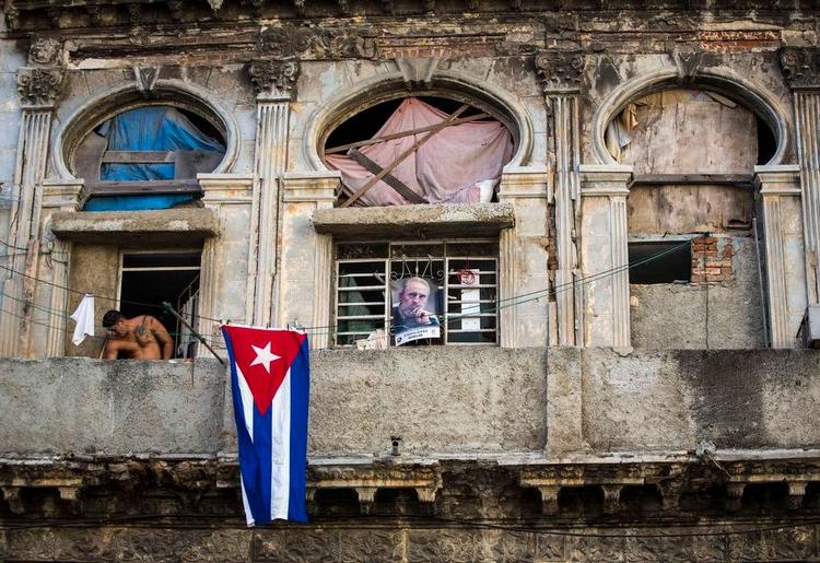landesorg. Cuba er nu i gang med ni dages landesorg, inden Fidel Castros store begravelse finder sted på søndag 4. december. 