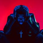 På sit tredje album fortsatte The Weeknd med at levere potente hits om at have »Devil on my lap and a cross on my neck«.  