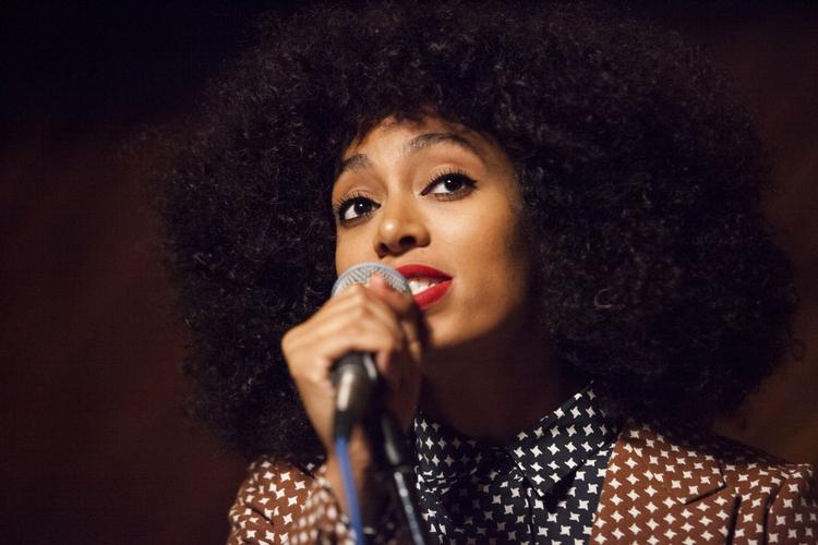 Forførende. Solange Knowles har lavet et af årets bedste albums, og næste år kan hun opleves på Roskilde Festival. 