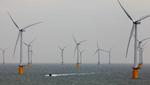 Vedvarende. EU skal nå et mål om, at 27 procent af al energi skal komme fra vedvarende energi såsom havvindmøller. Uambitiøst, mener kritikere. 