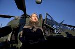 Take-off. EU's udenrigs- og sikkerhedspolitiske chef, Federica Mogherini, betegner nye forslag som en 'milepæl' i udviklingen af unionens militære samarbejde. Onsdag besøgte hun en øvelse, som EU's forsvarsagentur havde arrangeret i Belgien. 