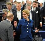 Kandidatur. Daværende statsminister Helle Thorning-Schmidt (S) fastholdt selv til det sidste, at hun ikke var kandidat til at blive EU-præsident i sommeren 2014. Men i realiteten var hun så tæt på, at Europaparlamentets formand, Martin Schulz (t.v.) troede, at danskeren ville få jobbet som leder af EU's topmøder. 