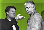 Makkerpar. Det var som spiller i FC Barcelona, at Michael Laudrup mødte den tyrkiske bilsælger Bayram Tutumlu, som siden blev danskerens agent i fodboldverdenen. Lige siden har de to hængt tæt sammen – også i Laudrups trænerkarriere, som dette billede er fra. Koloreret arkivfoto: Sergei Ilnitsky 
