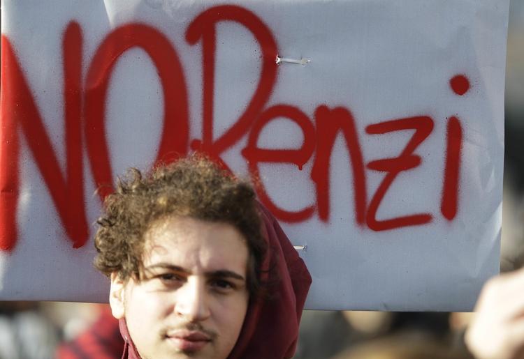 Nej! Omkring 60 procent af vælgerne råbte et rungende ’nej’ til Matteo Renzis reformer af landets forfatning. 