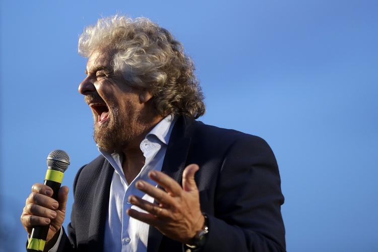 Grillo. 68-årige aktivist og komiker Beppe Grillo vil have udskrvet valg nu, da Bevægelsen 5 stjerner, ifølge meningsmålinger, nyder ligeså stor opbakning som Matteo Renzi. 