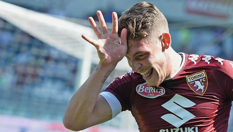 Andrea Belotti optræder med denne signatur - som en galende hane - når han har scoret. I denne sæson er det sket ganske ofte. Men på brystet er det Il Toro, den temperamentsfulde tyr, der viser tilhørsforholdet til Torinos byvåben.  