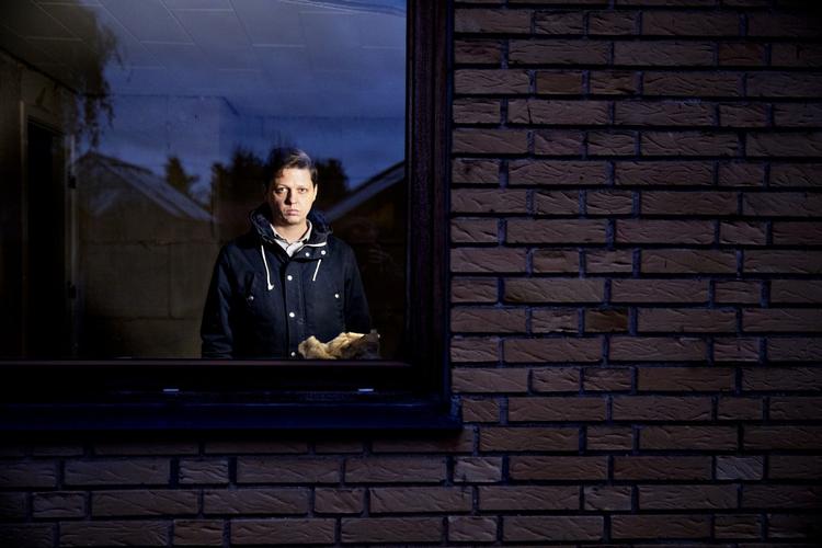 Reddet. Nichlas Permin Berger havde ikke udsigt at få betalt skader i sit nyindkøbte hus på mellem en halv og en hel million kroner, fordi han havde fået afslag fra Husejernes Forsikring. Nu kan han, hvis han vinder sin sag i Ankenævnet for Forsikring. 
