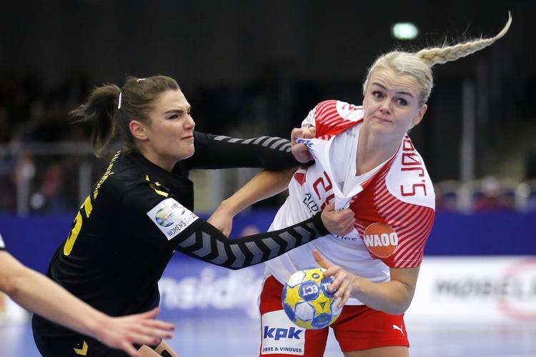 Toppræstation. Ifølge Bent Nyegaard var Stine Jørgensens bedste danske spiller mod Montenegro. 