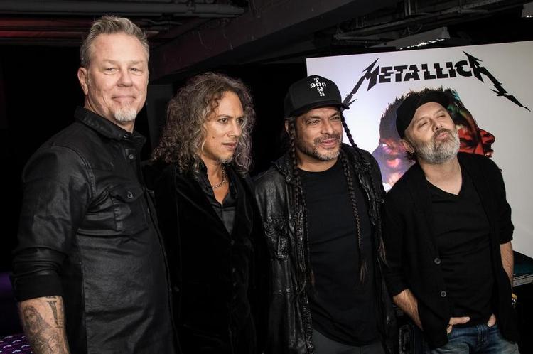 Hårdt. Heavy metal bandet ses her i London. Fra venstre er det James Hetfield, Kirk Hammett, Robert Trujillo og Lars Ulrich. 