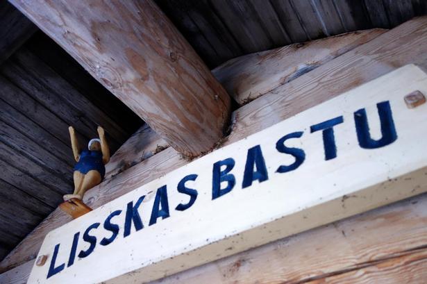 Hun var tough - Lisska som badestuen er bygget til.
 