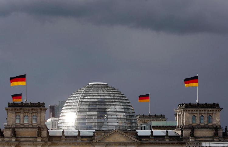 Berlins Reichstag er et af de steder, hvor det kan betale sig på forhånd at undersøge, hvordan du skal besøge attraktionen. 