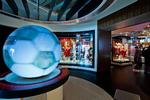 Fodboldfans i alle aldre vil elske National Football Museum i Manchester, som er et eldorado i genstande, leg og digitalt. 