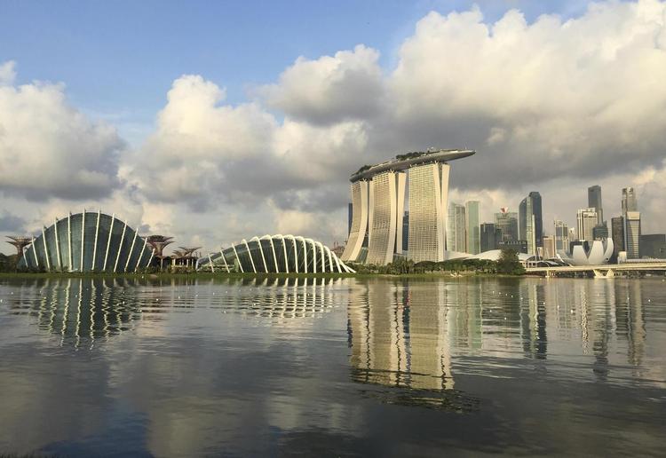 Arkitekturen er en af attraktionerne i Singapore. Her ser man finansdistriktet. 
