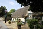 The John Barleycorn er bygget i 1660. Bygningen her rummer pubben. De fem værelser til overnatning ligger omme bagved. 