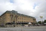 Clarion Hotel Post ligger som en stor klods i bybilledet i Göteborg. På toppen ses tilbygningen bagtil, der rummer en del værelser. 