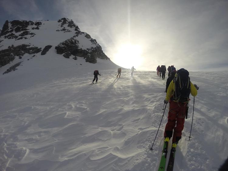 Et seks dagens touringskiløb fra Chamonix i Frankrig til Zermatt i Schweiz er ikke for nybegyndere på ski.  