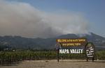 Vinmarkerne i Napa Valley var indhyllet i røg og ild tidligere på måneden. Ilden holdt sig i de fleste tilfælde til de skovklædte bjergskråninger og hærgede ikke vinmarkerne i dalbunden. 