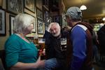 Irerne elsker god musik med en pint til som her på pubben Tig Cóili i byen Galway på Atlanterhavskysten. 