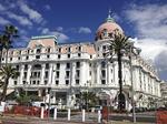 Hotel udefra bredden