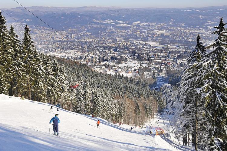 I Liberec kan man tage til udkanten af byen, hvor der findes et lille skisportssted med 12 løjper fordelt på i alt ni kilometer. Czech Tourism 