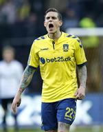 Den tidligere Liverpool-spiller, landsholdsanfører og nu fodboldpensionerede Daniel Agger har blandt andet tatoveret den berømte Liverpool-slagsangs initialer på sine knoer på højre hånd. Jens Dresling.