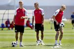  Andreas  Cornelius, Yussuf Poulsen og Nicolai  Jørgensen (th), der synes, at landsholdet har en sund konkurrence om angrebspladserne.    Finn Frandsen/POLFOTO