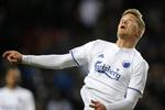 Det lignede en lang vinterpause med behandling af en alvorlig skade, da Andreas Cornelius udgik i Aalborg midt i november, men i aften er han i aktion i Belgien. 