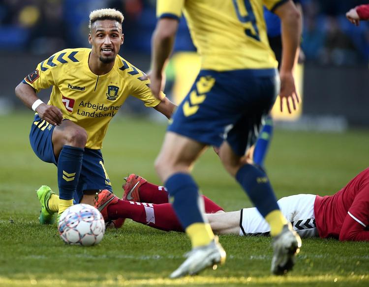 Det blev aldrig skønt, da Hany Mukhtar og resten af Brøndby-holdet i går spillede 1-1 mod SønderjyskE. 